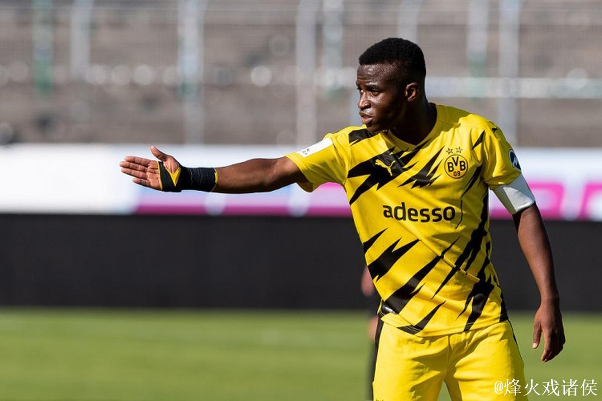 穆科科来了!德甲德乙准入最低年龄降至16岁 穆科科来了!德甲德乙准入最低年龄降至16岁